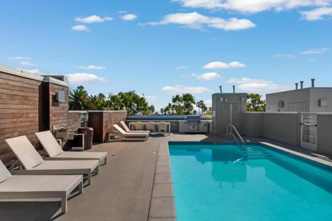 Beryl Breeze - Rooftop Pool Sunny 2br By The Pier Appartement *