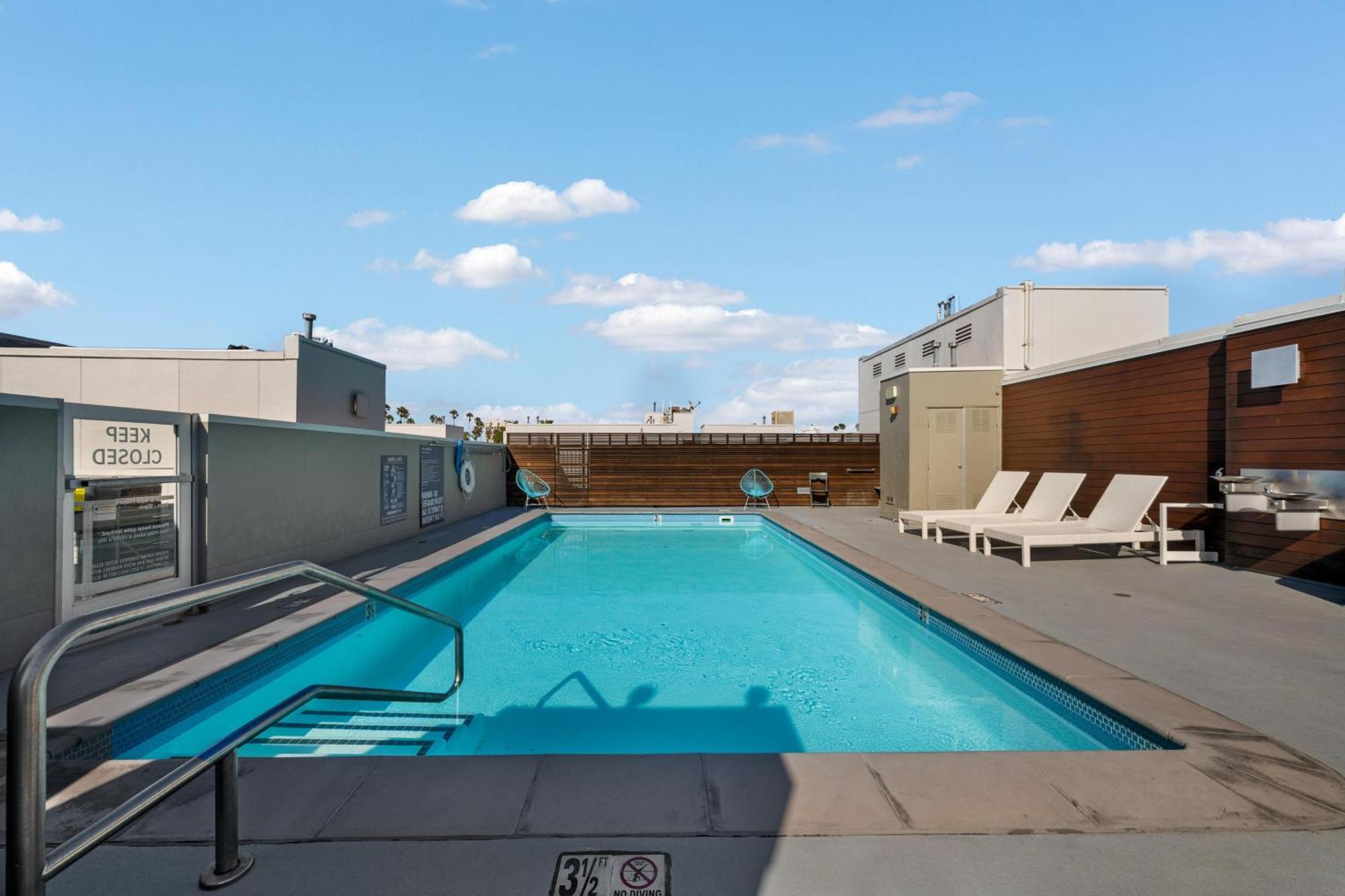 Appartement Beryl Breeze - Rooftop Pool Sunny 2br By The Pier Los Angeles